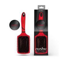 Set Cepillo Neumático + Espejo 2 Aumentos. Color Rojo.
